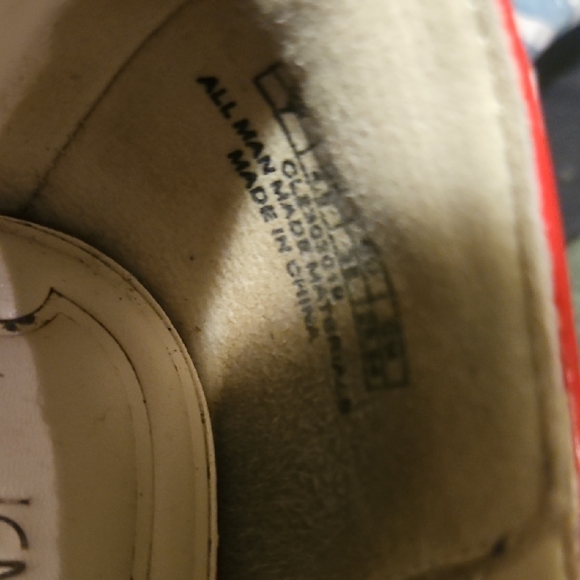 Red Platform Mary Jane Shoes - Picture 6 of 7